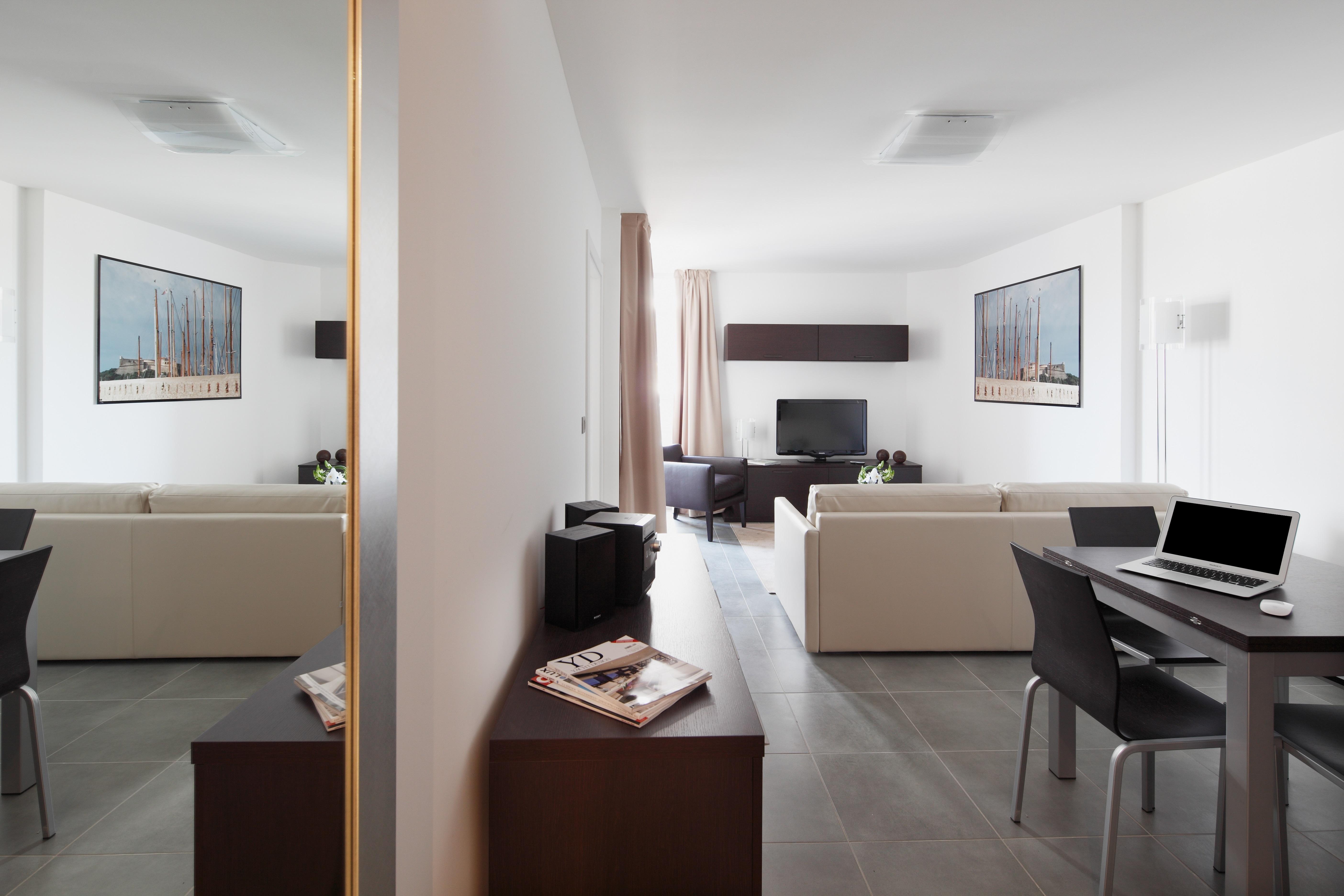 Royal Antibes - Luxury Hotel, Résidence, Beach&Spa Exterior foto